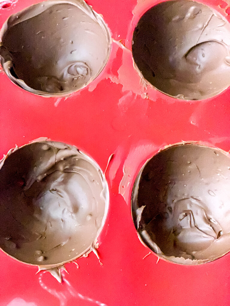 how to make hot cocoa bombs