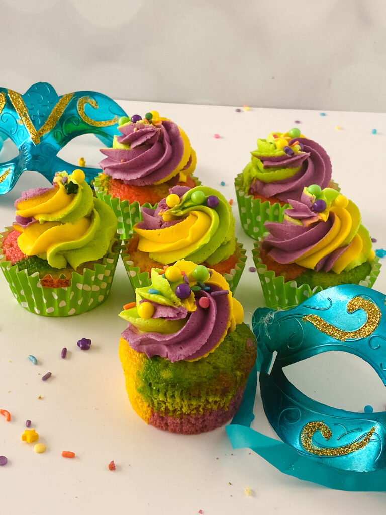 Mardi Gras Cupcakes at www.chefkimihou.com