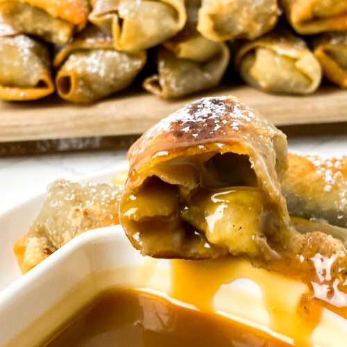 easy-to-make apple pie eggrolls at www.chefkimihou.com