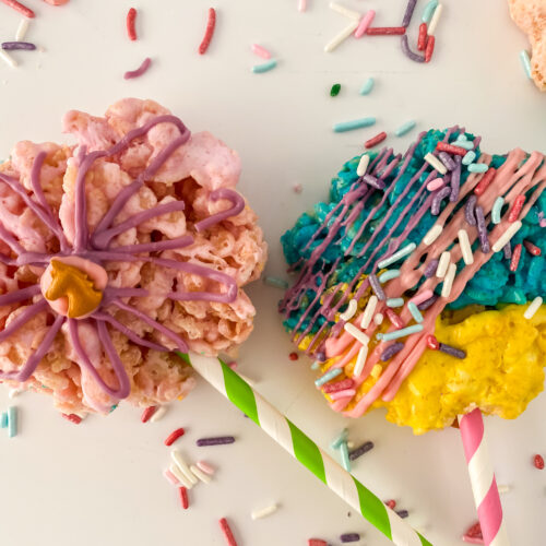 Daisy Rice Krispy Treats at www.chefkimihou.com