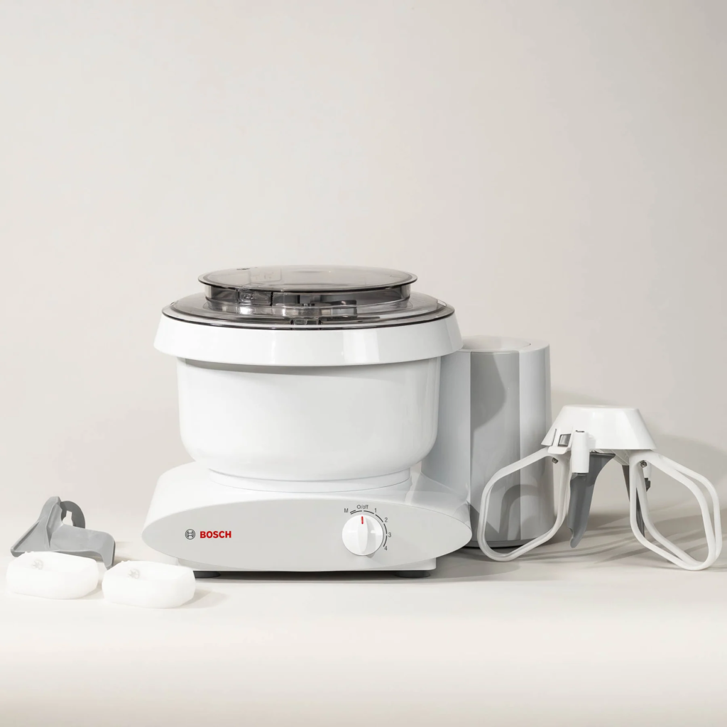 White Universal Plus with Baker's Pack